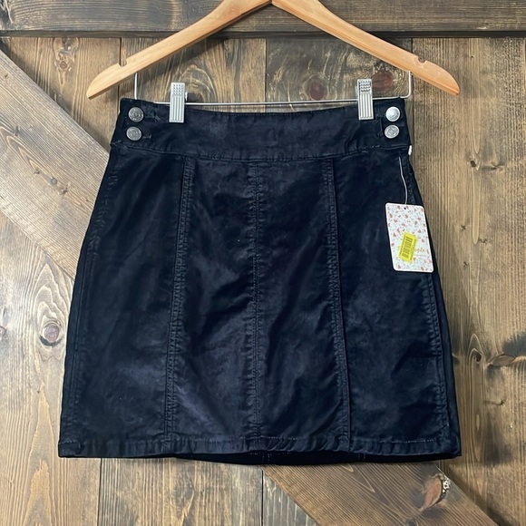 FREE PEOPLE Retro Mini Velvet Skirt - Picture 4 of 10